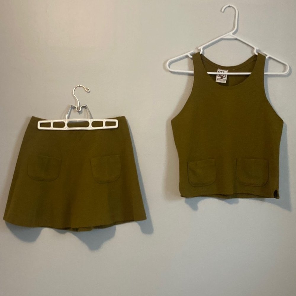 1970s Vintage Skirt and Tank Set